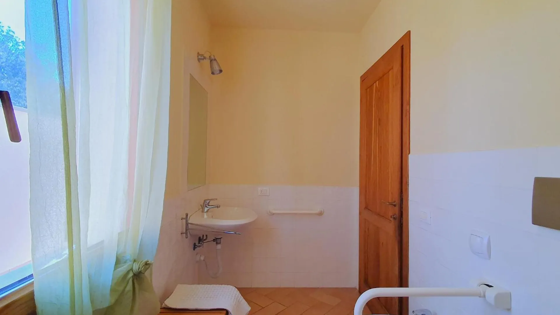 Property In San Vincenzo Italy