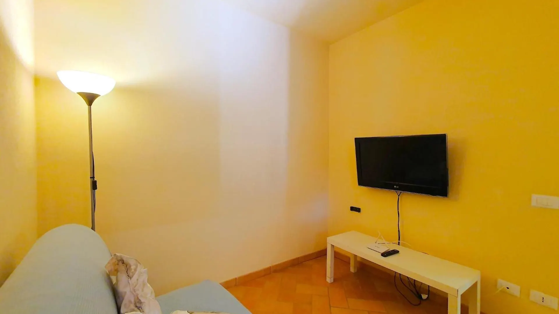 Property In San Vincenzo Apartment